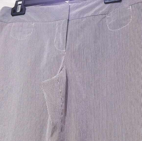 LOFT Marissa Wide Leg Pinstripe Trouser Size 4 - Picture 2 of 6